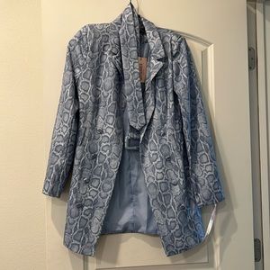 Missguided blue snake print blazer dress with belt and padded shoulders
